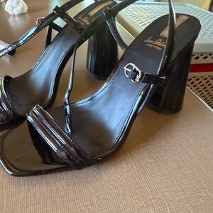 Sam Edelman KIT patented leather Chic Black Strappy Block Modern Heels Size 6